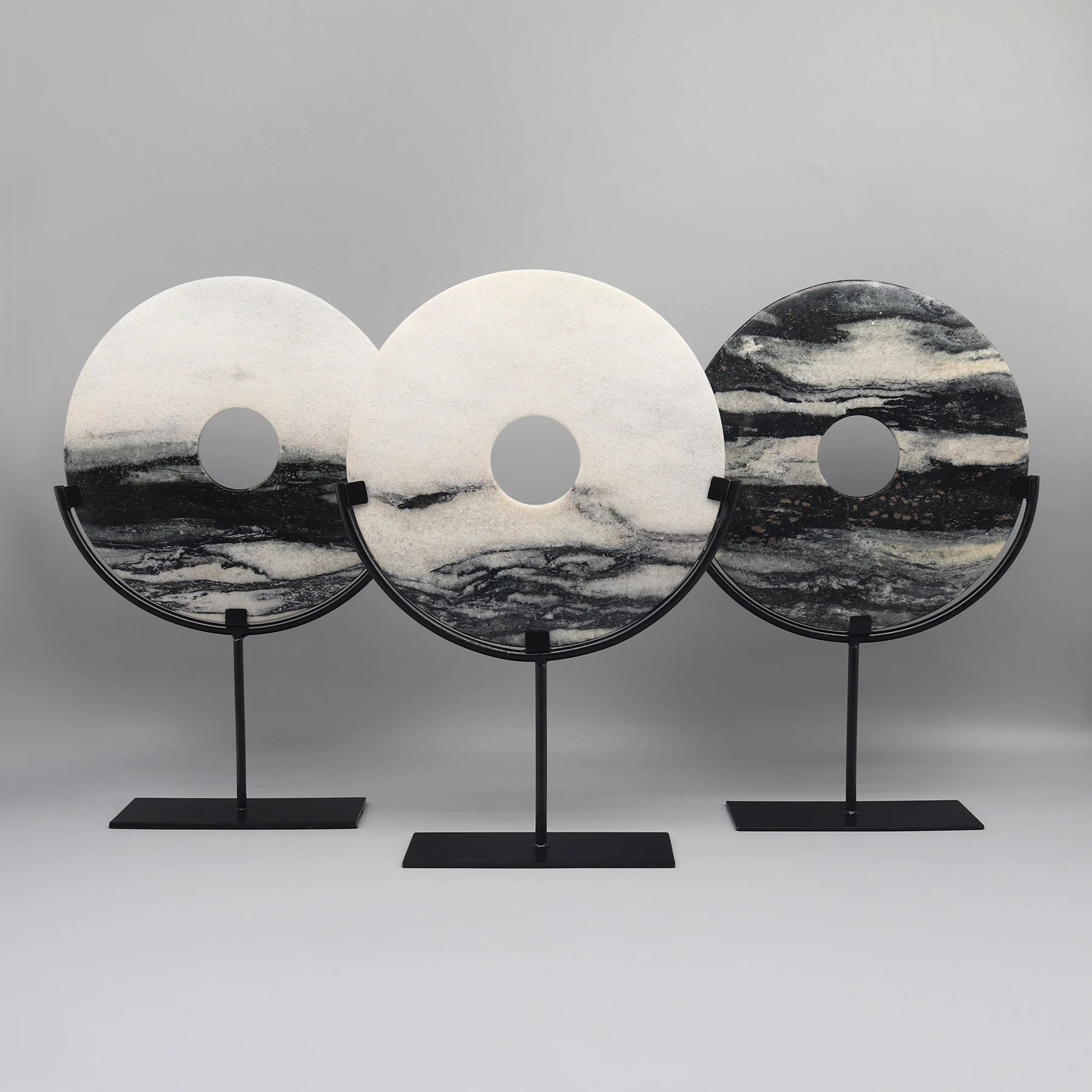 Round Fortune Stone Display, Decorative Natural Marble Stone with Metal Base, Stone Disc, Home Decoration